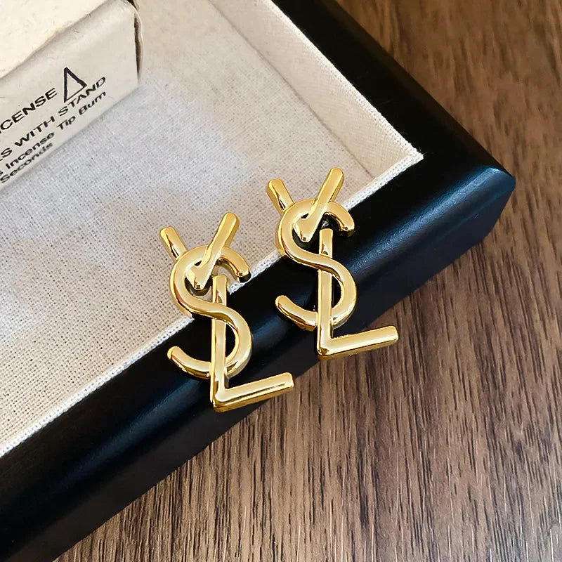 European American Exaggerate Letter Stud Earrings for Women Fashion Trendy Personality Alloy Earrings Piercing Jewelry