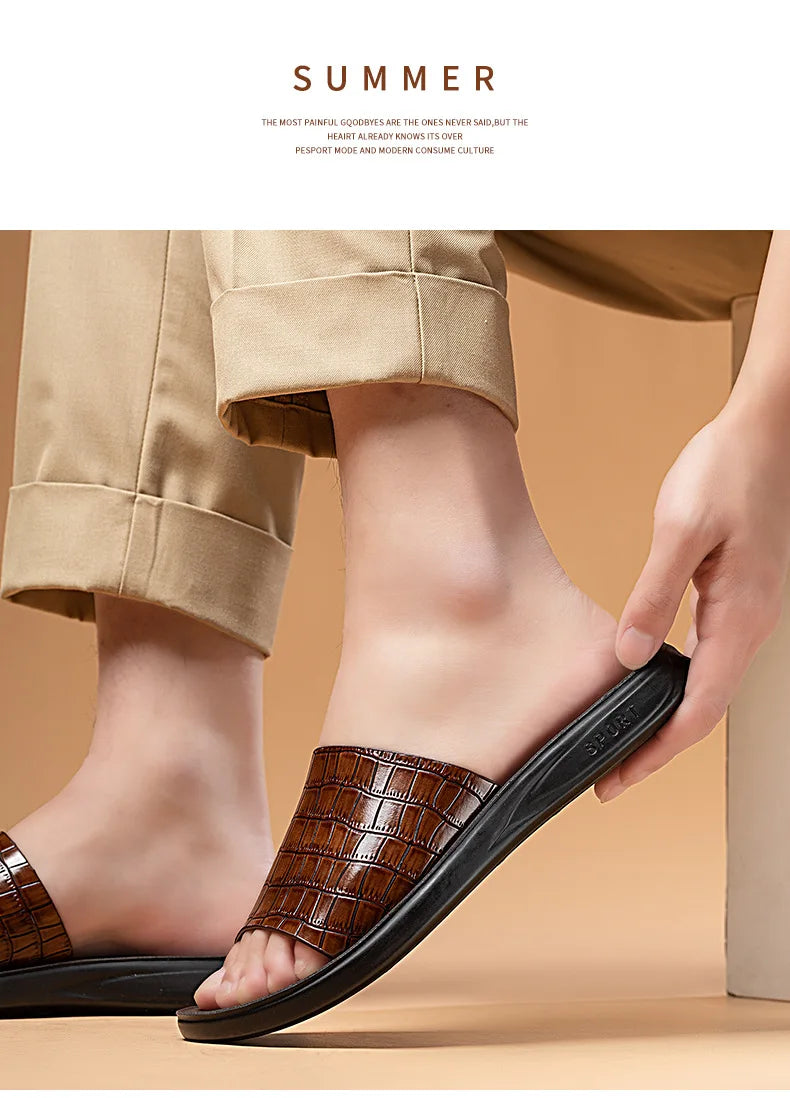 High-quality Casual Sandals for man Comfortable Man Sandal House Slippers Man Summer Shoes Mens Slipper Flip Flop Slides