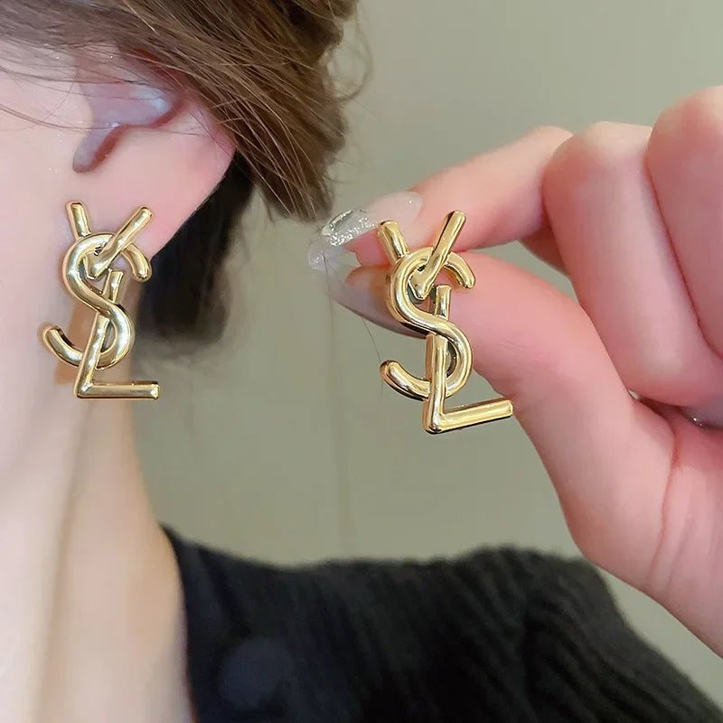European American Exaggerate Letter Stud Earrings for Women Fashion Trendy Personality Alloy Earrings Piercing Jewelry