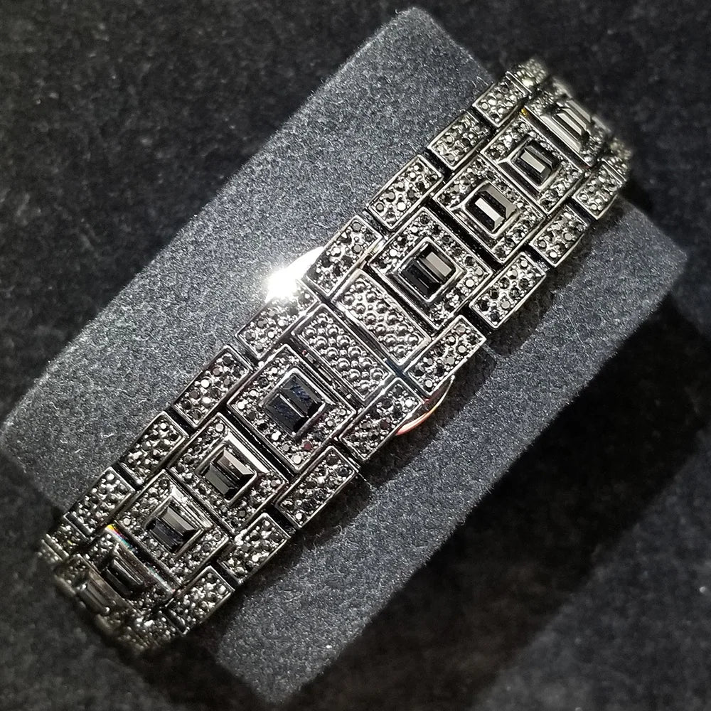 Luxury Shiny Diamond Watch For Men Hip Hop Trendy Iced Out Quartz Watches High Quality Stainless Steel Waterproof Day Date Clock